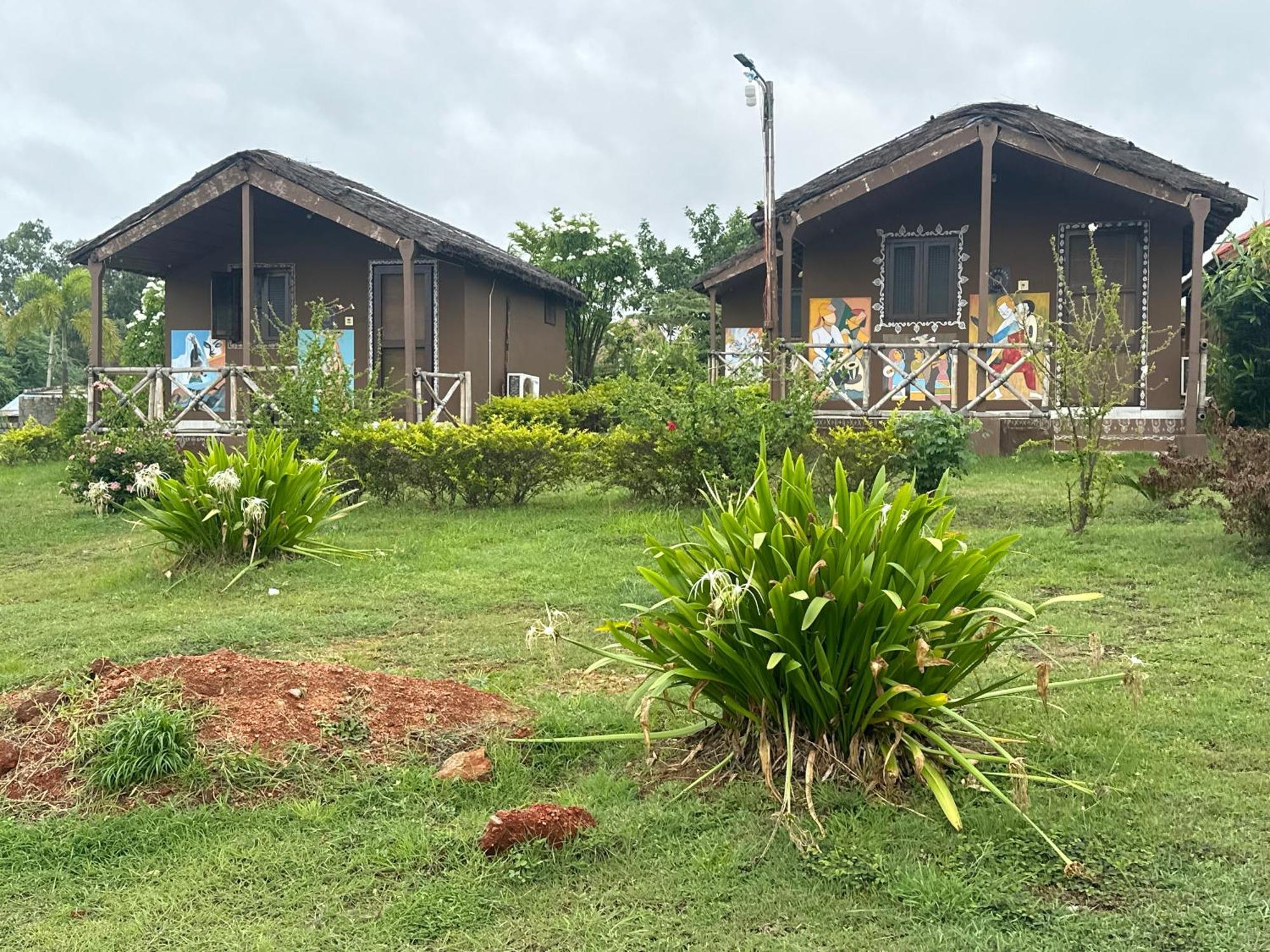 Leo Wooden Resorts Hampi Exterior foto